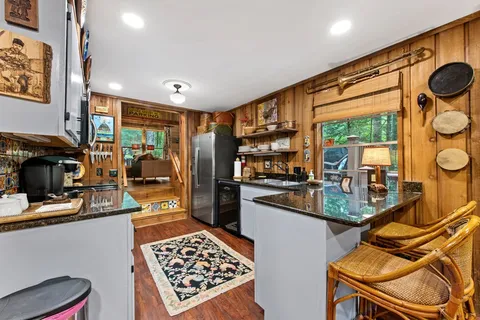 $674,900 | 184 Fightingtown Drive, Blue Ridge, GA 30513