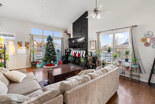 $319,900 | 5652 Karakul Terrace, Roscoe, IL 61073