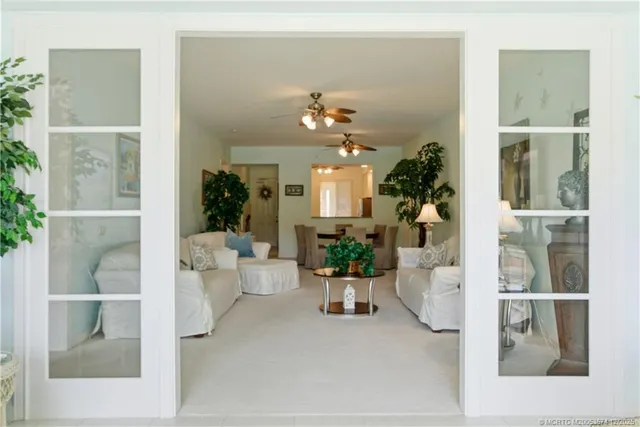 $450,000 | 1 Harbour Isle Drive East, Unit 104, Fort Pierce, FL 34949