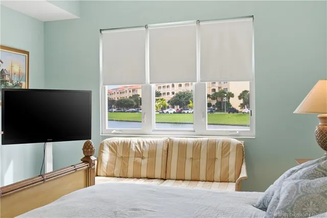 $450,000 | 1 Harbour Isle Drive East, Unit 104, Fort Pierce, FL 34949