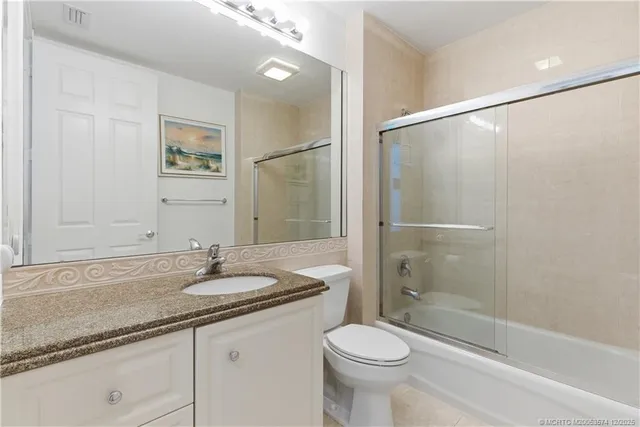 $450,000 | 1 Harbour Isle Drive East, Unit 104, Fort Pierce, FL 34949