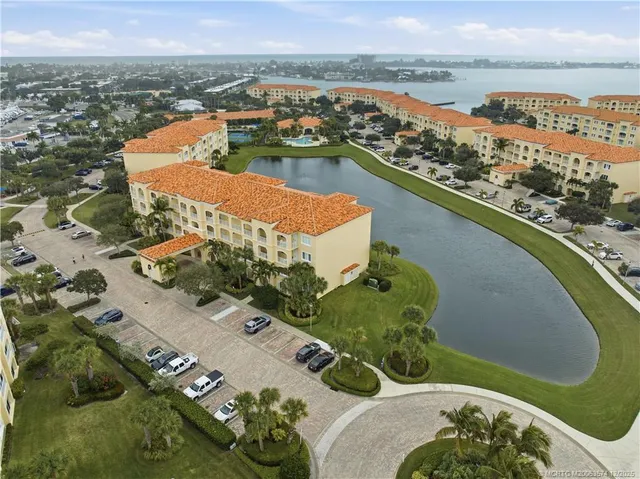 $450,000 | 1 Harbour Isle Drive East, Unit 104, Fort Pierce, FL 34949