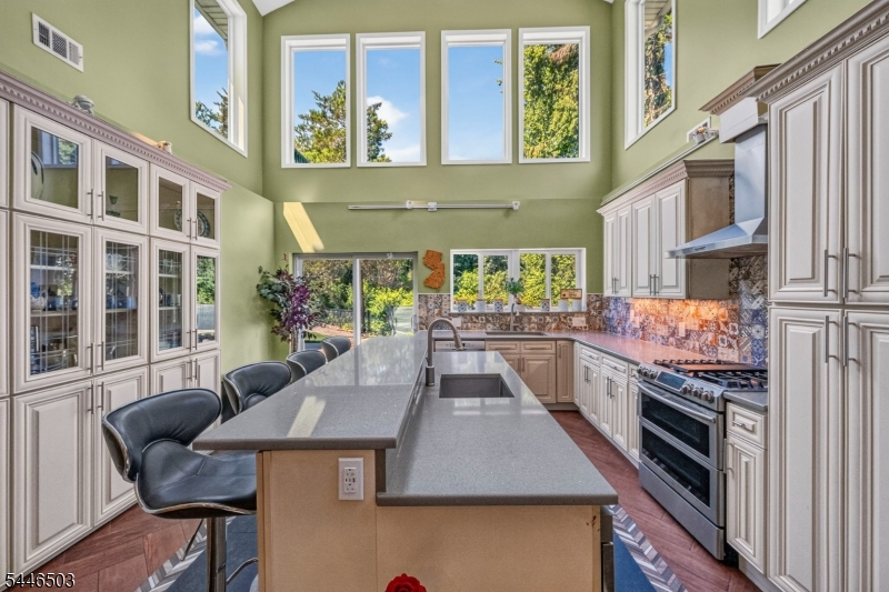 14 Waughaw Road Montville, NJ 07082 - Photo 7 of 50 Gallery Image 7