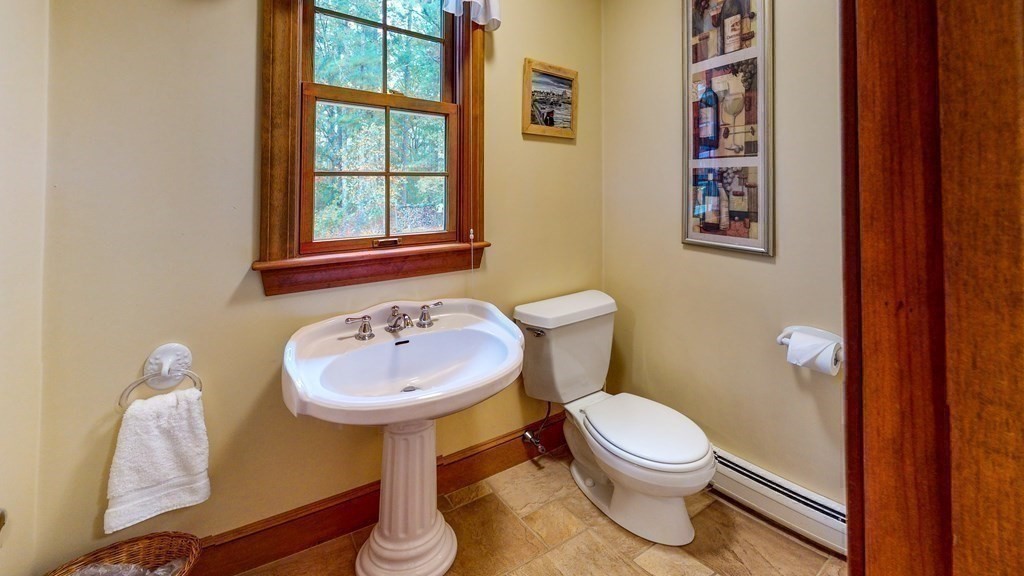 87 Dr Braley Road Freetown, MA 02717 - Photo 13 of 40 Gallery Image 13