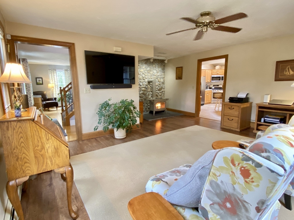 87 Dr Braley Road Freetown, MA 02717 - Photo 19 of 40 Gallery Image 19