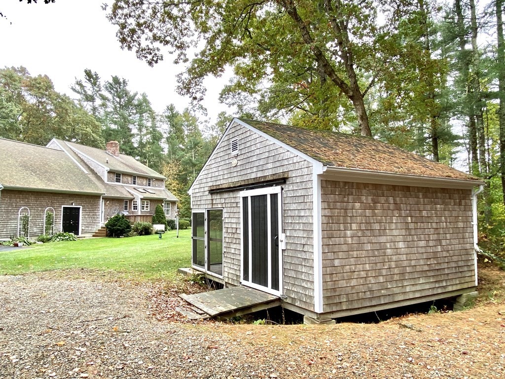 87 Dr Braley Road Freetown, MA 02717 - Photo 7 of 40 Gallery Image 7