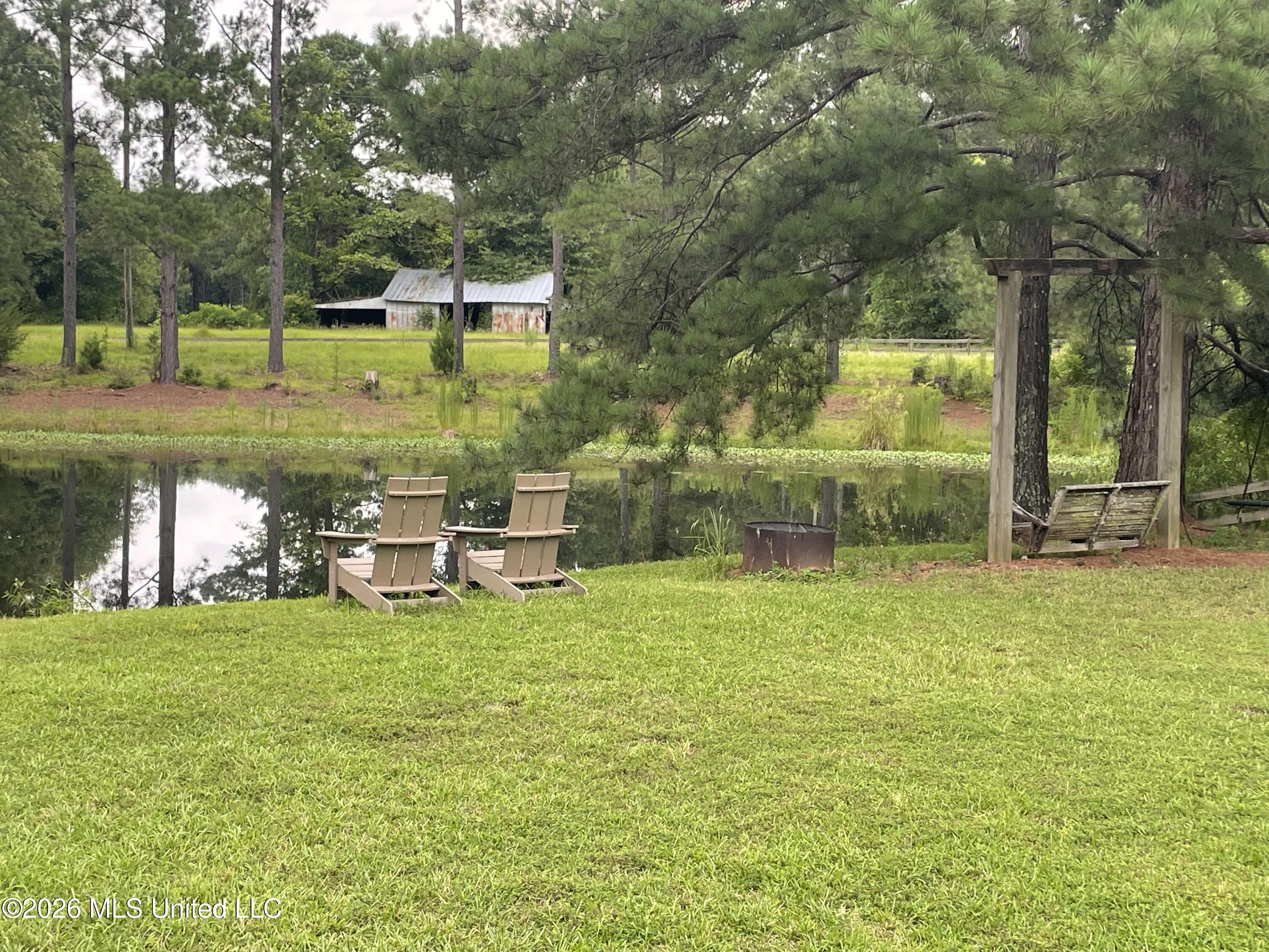 450 Hancock Road Southeast Meadville, MS 39653 - Photo 2 of 53 IMG_5179