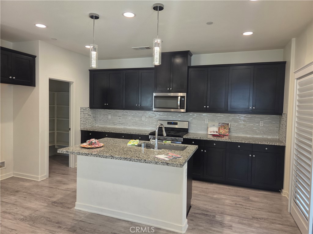 27440 Red Rock Road Moreno Valley, CA 92555 - Photo 8 of 43