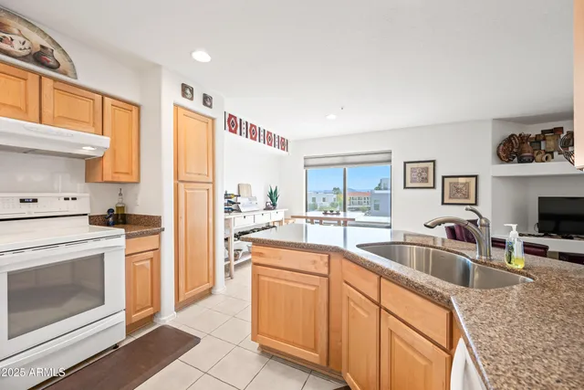 $330,000 | 16631 East El Lago Boulevard, Unit 212, Fountain Hills, AZ 85268
