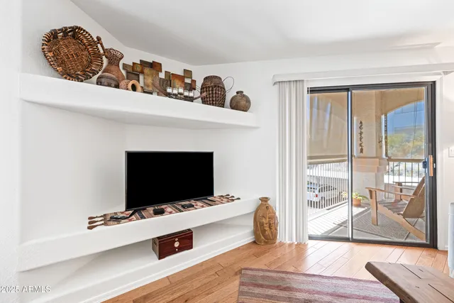 $330,000 | 16631 East El Lago Boulevard, Unit 212, Fountain Hills, AZ 85268