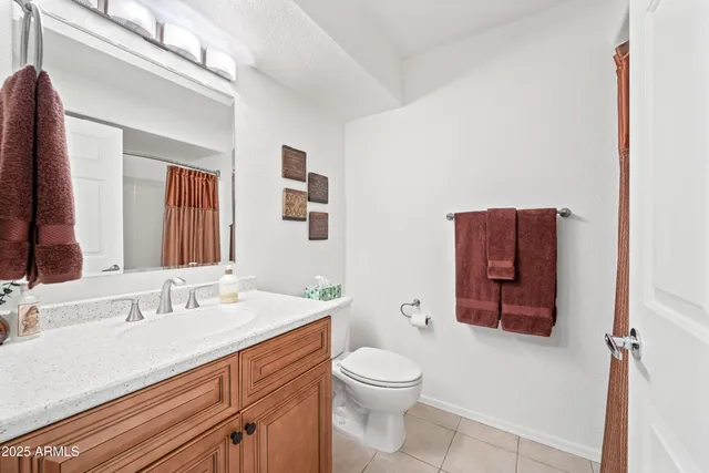 $330,000 | 16631 East El Lago Boulevard, Unit 212, Fountain Hills, AZ 85268