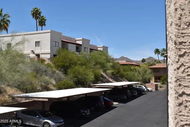 $330,000 | 16631 East El Lago Boulevard, Unit 212, Fountain Hills, AZ 85268