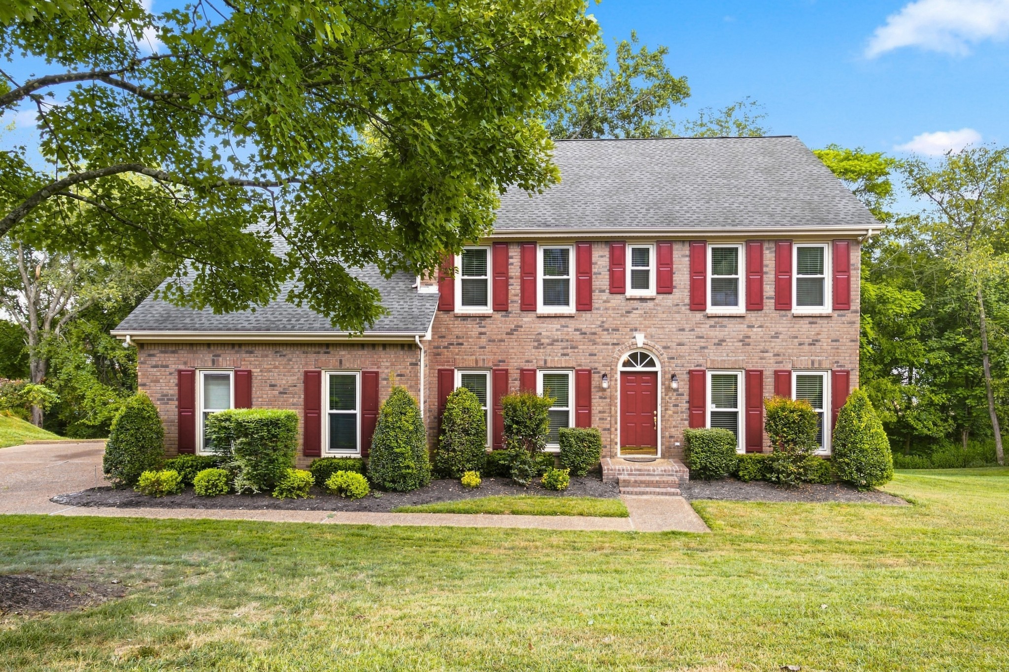 5259 Rustic Way Old Hickory, TN 37138 - Photo 2 of 82 Gallery Image 2