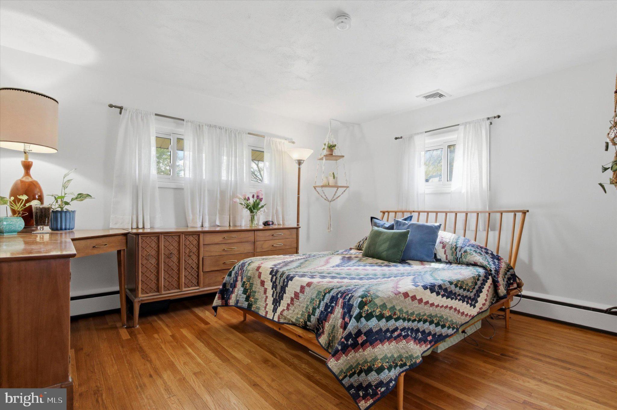 3386 Bristol Road Chalfont, PA 18914 - Photo 13 of 35 Bright and inviting bedroom retreat.