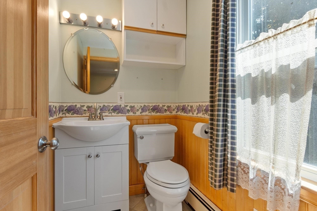 19 Rowley Hill Road Sterling, MA 01564 - Photo 17 of 38 Gallery Image 17
