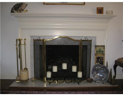 151 Boxfield Road Upper St. Clair, PA 15241 - Photo 3 of 18 Living Room.