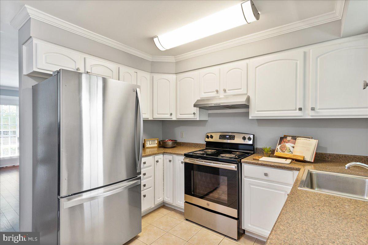 4608 28th Road South Arlington, VA 22206 - Photo 7 of 29 kitchen