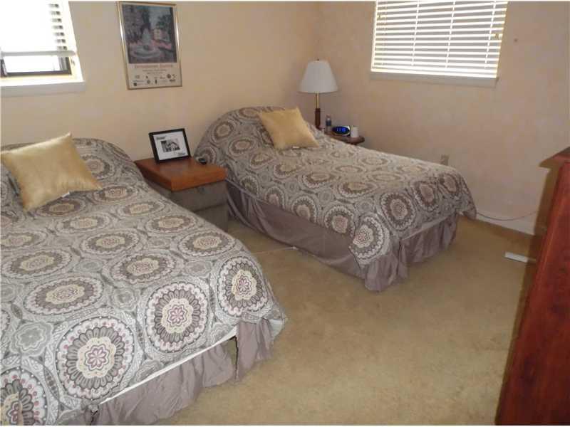 87 Porter Hill Road Washington, PA 15301 - Photo 12 of 25 Bedroom.