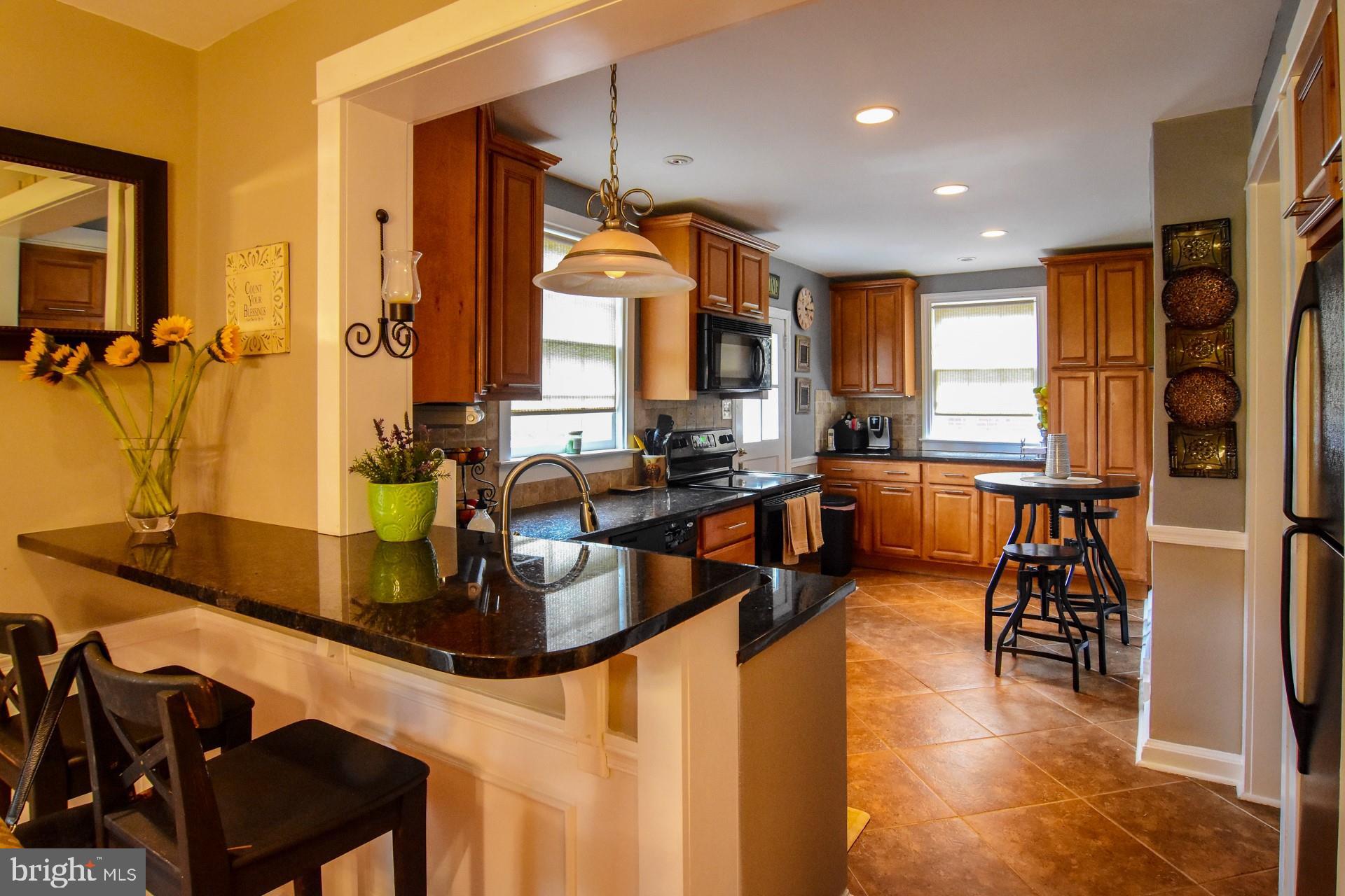 228 Warrior Road Drexel Hill, PA 19026 - Photo 13 of 22