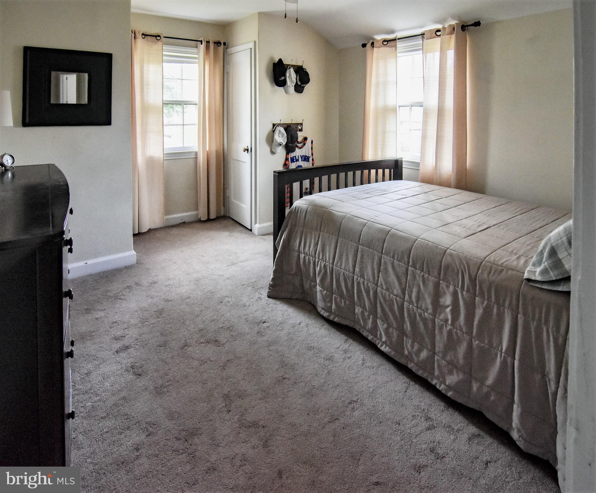 228 Warrior Road Drexel Hill, PA 19026 - Photo 17 of 22