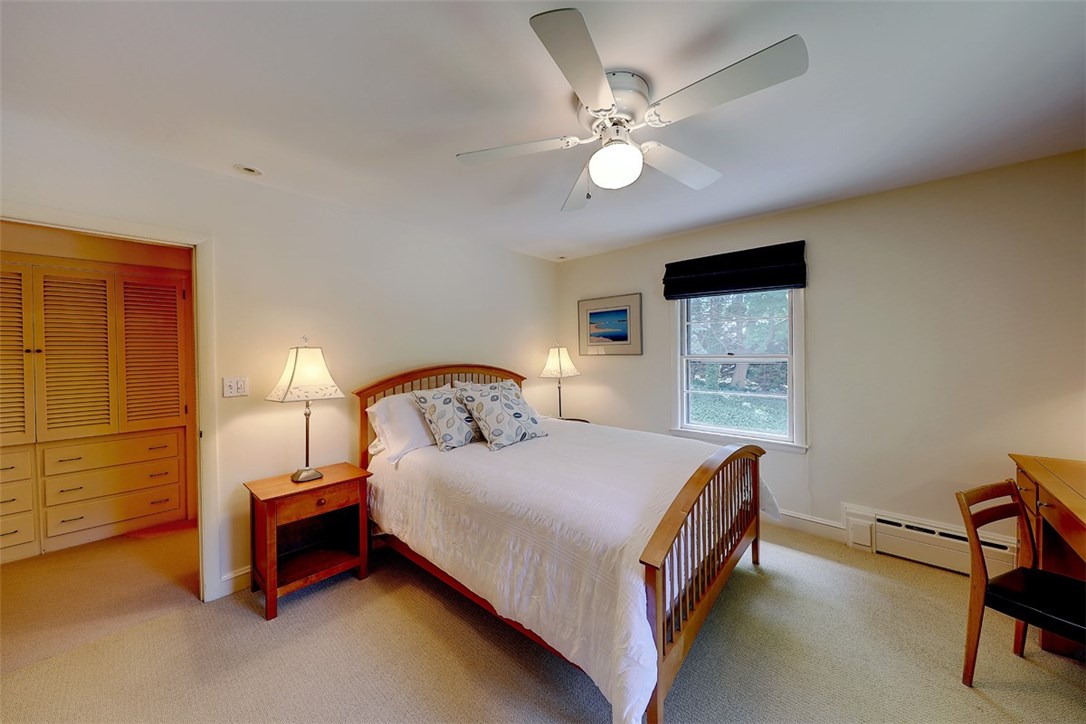 3 Stratford Road Barrington, RI 02806 - Photo 31 of 39