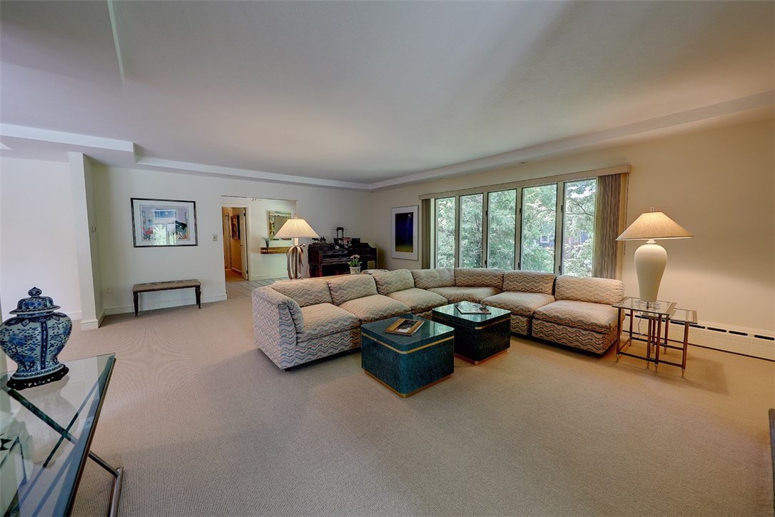 3 Stratford Road Barrington, RI 02806 - Photo 8 of 39