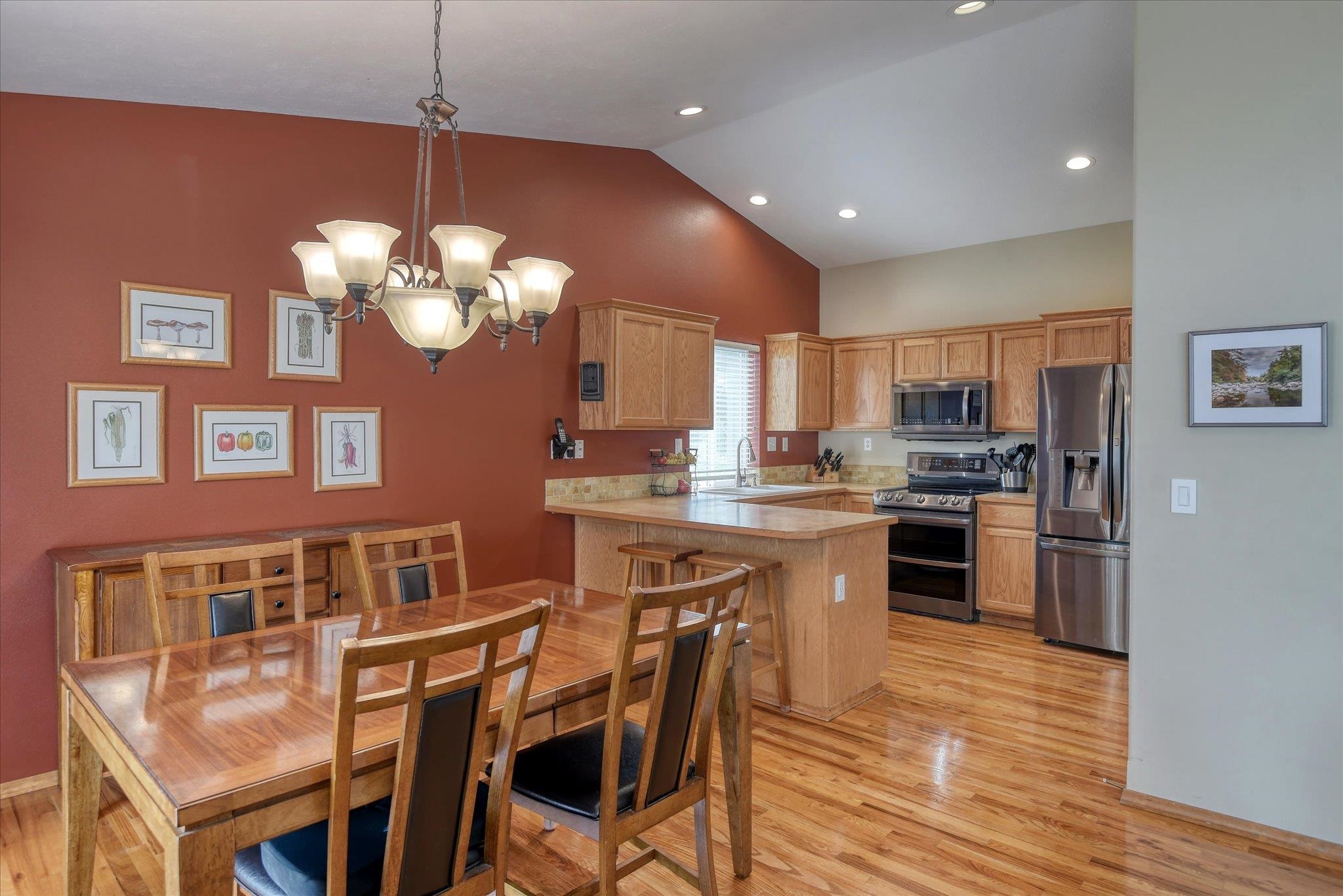 17518 North Edgecrest Road Colbert, WA 99005 - Photo 15 of 48