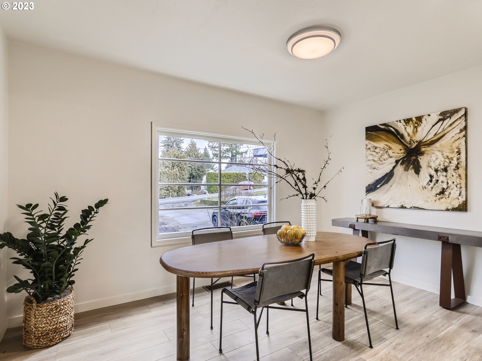 6912 Southwest Taylors Ferry Road Tigard, OR 97223 - Photo 4 of 28 Gallery Image 4