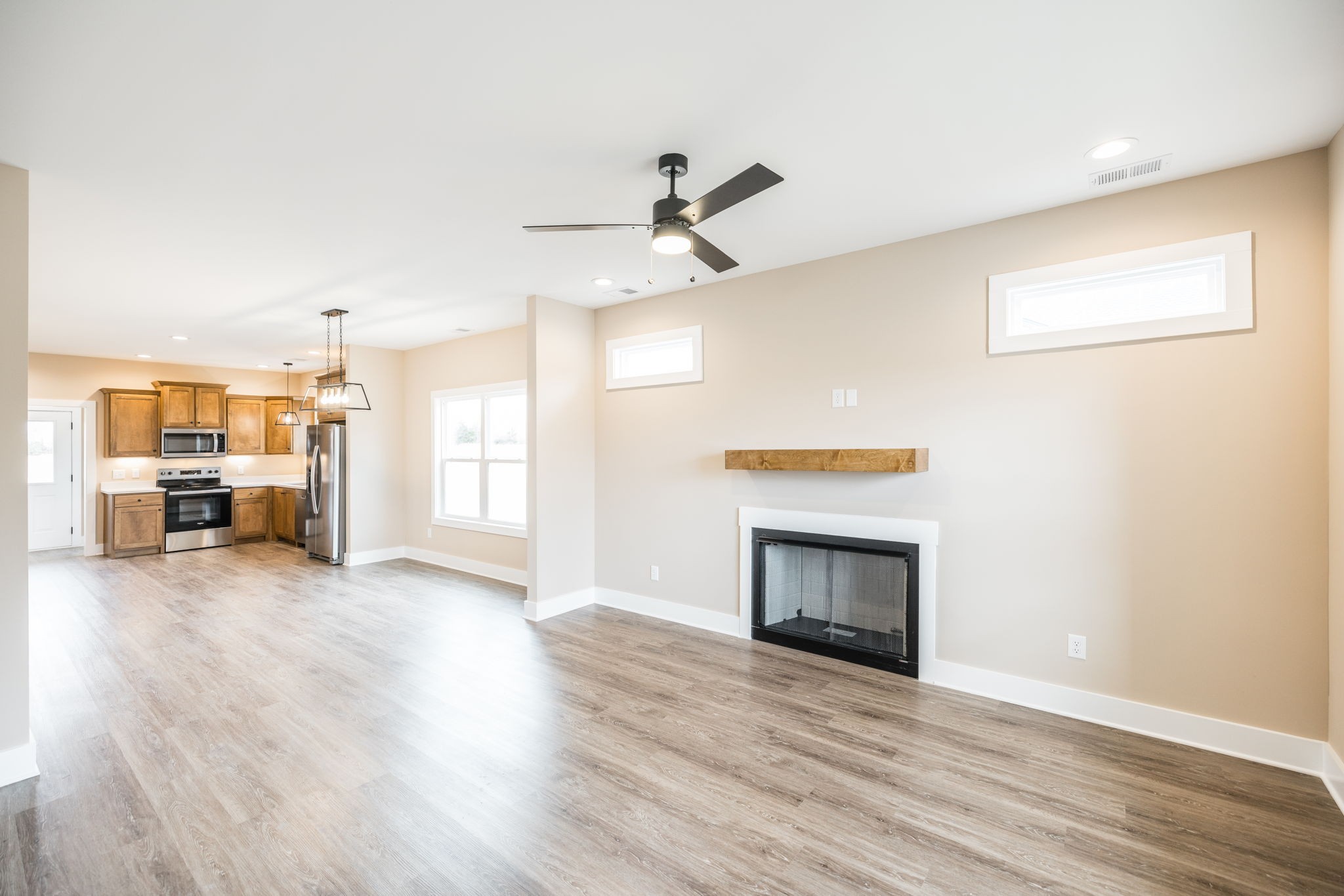 353 Woods Road Portland, TN 37148 - Photo 4 of 44 Gallery Image 4