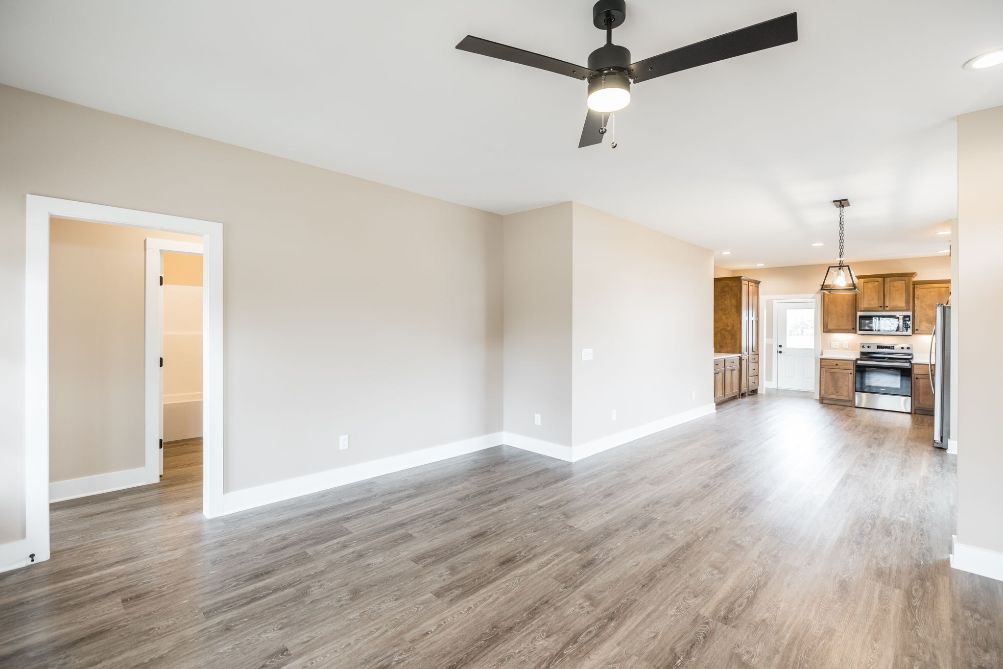 353 Woods Road Portland, TN 37148 - Photo 7 of 44 Gallery Image 7