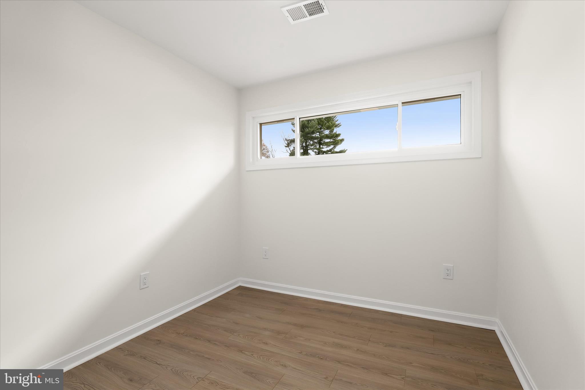 5610 Anthony Avenue Baltimore, MD 21206 - Photo 23 of 32 Third Bedroom