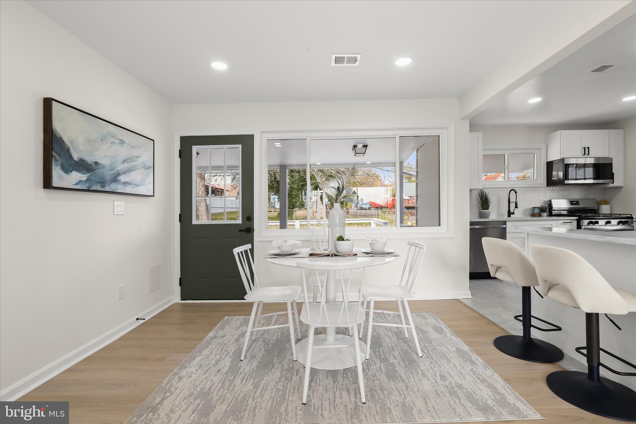 5610 Anthony Avenue Baltimore, MD 21206 - Photo 8 of 32 Dining Room