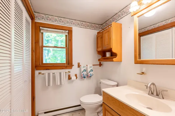 $200,000 | 1301 Highway 313, Cambridge, NY 12816