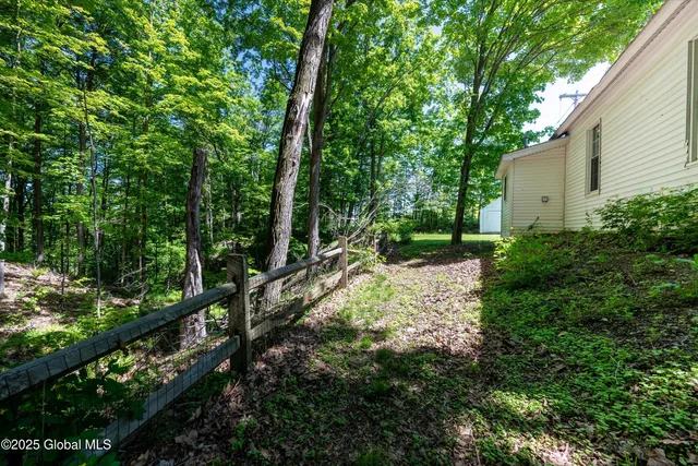 $200,000 | 1301 Highway 313, Cambridge, NY 12816