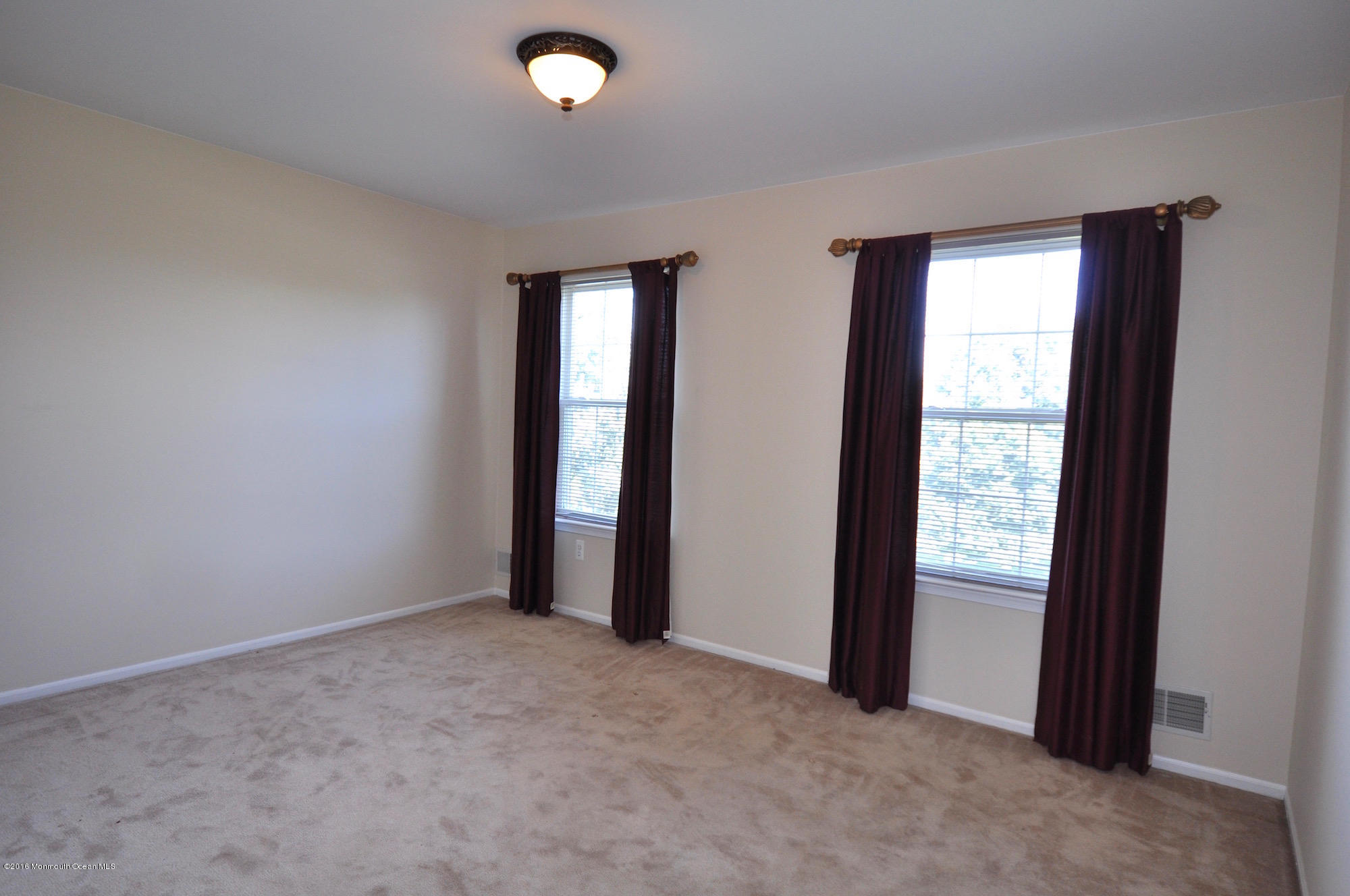249 Elton Adelphia Road Freehold, NJ 07728 - Photo 17 of 26 31
