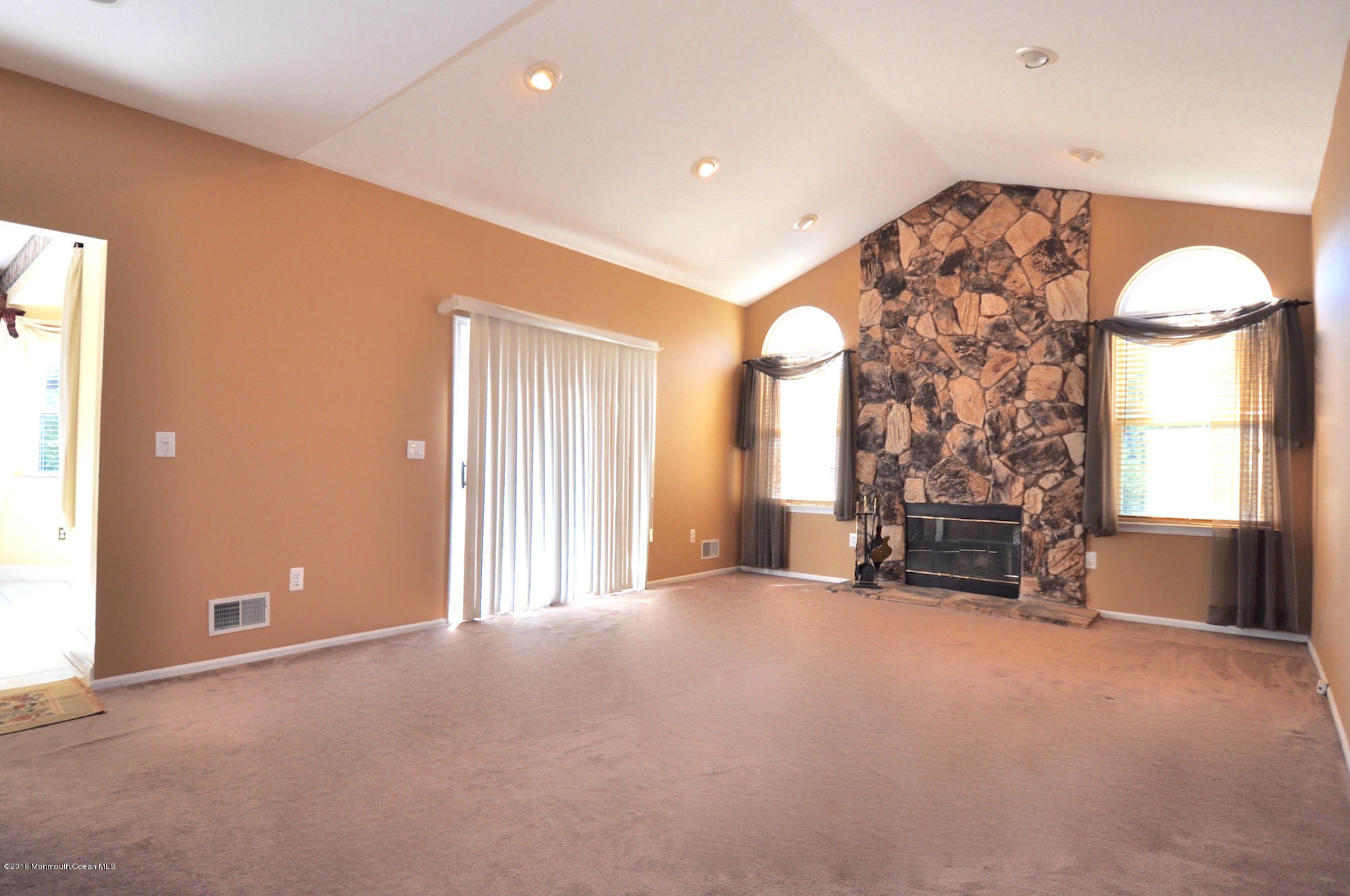 249 Elton Adelphia Road Freehold, NJ 07728 - Photo 10 of 26 16a (1)
