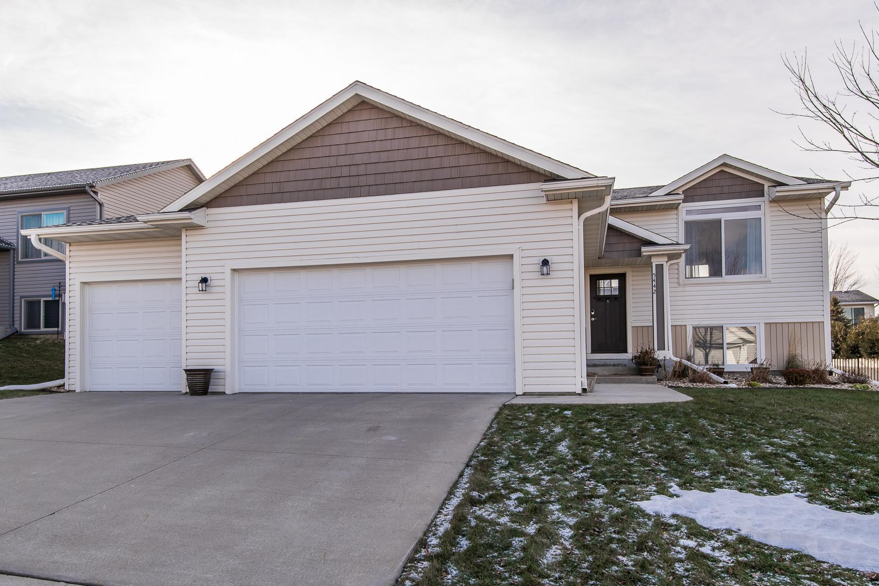 5442 Castleview Drive Northwest Rochester, MN 55901 - Photo 1 of 1 Gallery Image 1