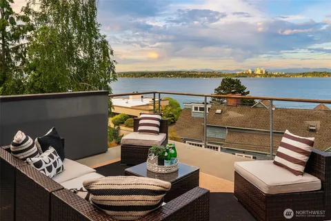$2,395,000 | 603 Wellington Avenue, Seattle, WA 98122