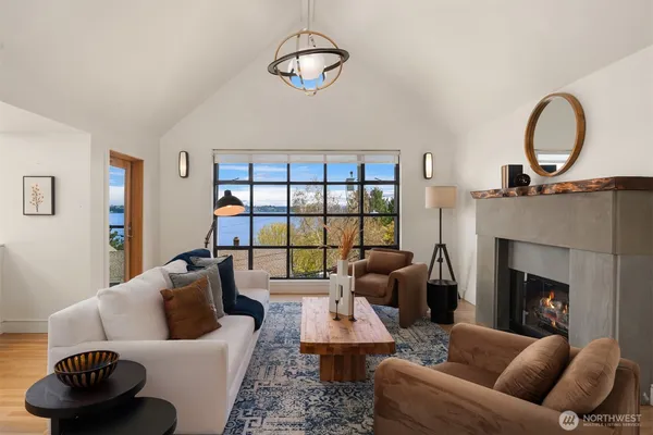 $2,395,000 | 603 Wellington Avenue, Seattle, WA 98122