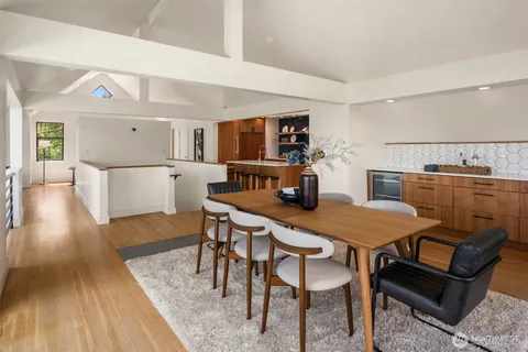 $2,395,000 | 603 Wellington Avenue, Seattle, WA 98122