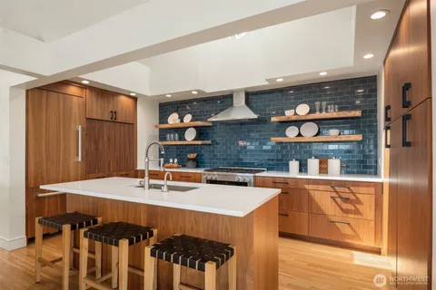 $2,395,000 | 603 Wellington Avenue, Seattle, WA 98122