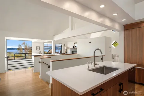 $2,395,000 | 603 Wellington Avenue, Seattle, WA 98122