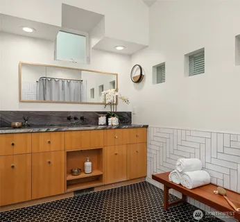 $2,395,000 | 603 Wellington Avenue, Seattle, WA 98122