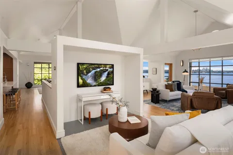 $2,395,000 | 603 Wellington Avenue, Seattle, WA 98122
