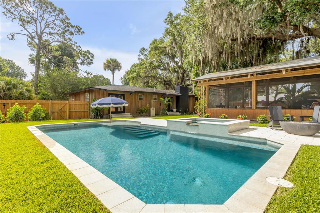 233 West Ariel Road Edgewater, FL 32141 - Photo 4 of 81