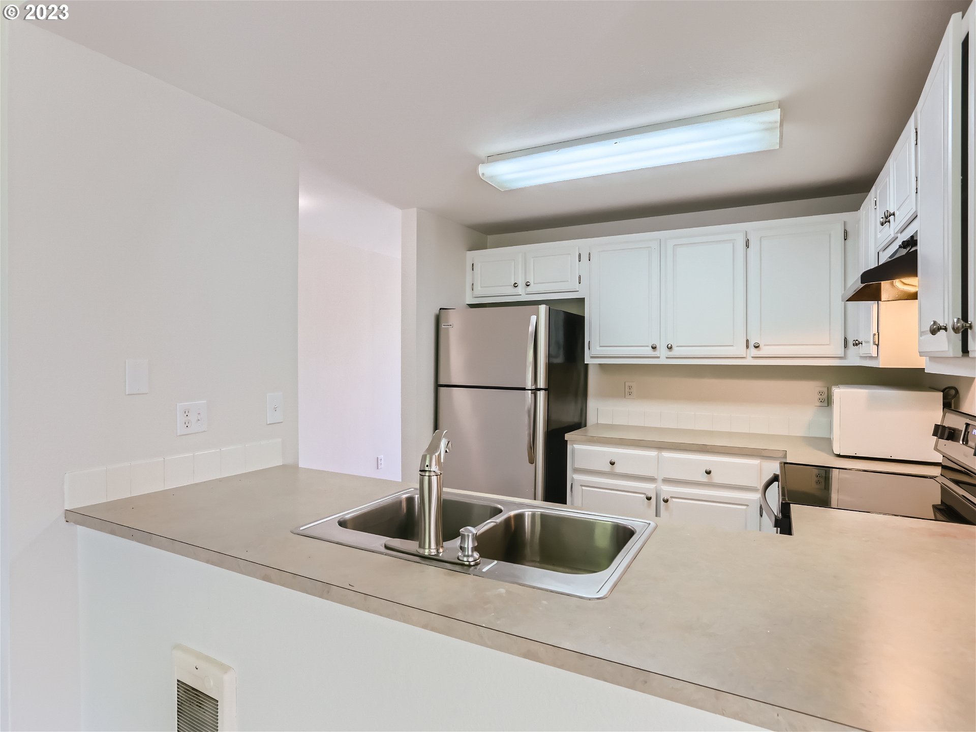 17532 Northwest Springville Road, Unit 4 Portland, OR 97229 - Photo 14 of 27 Gallery Image 14