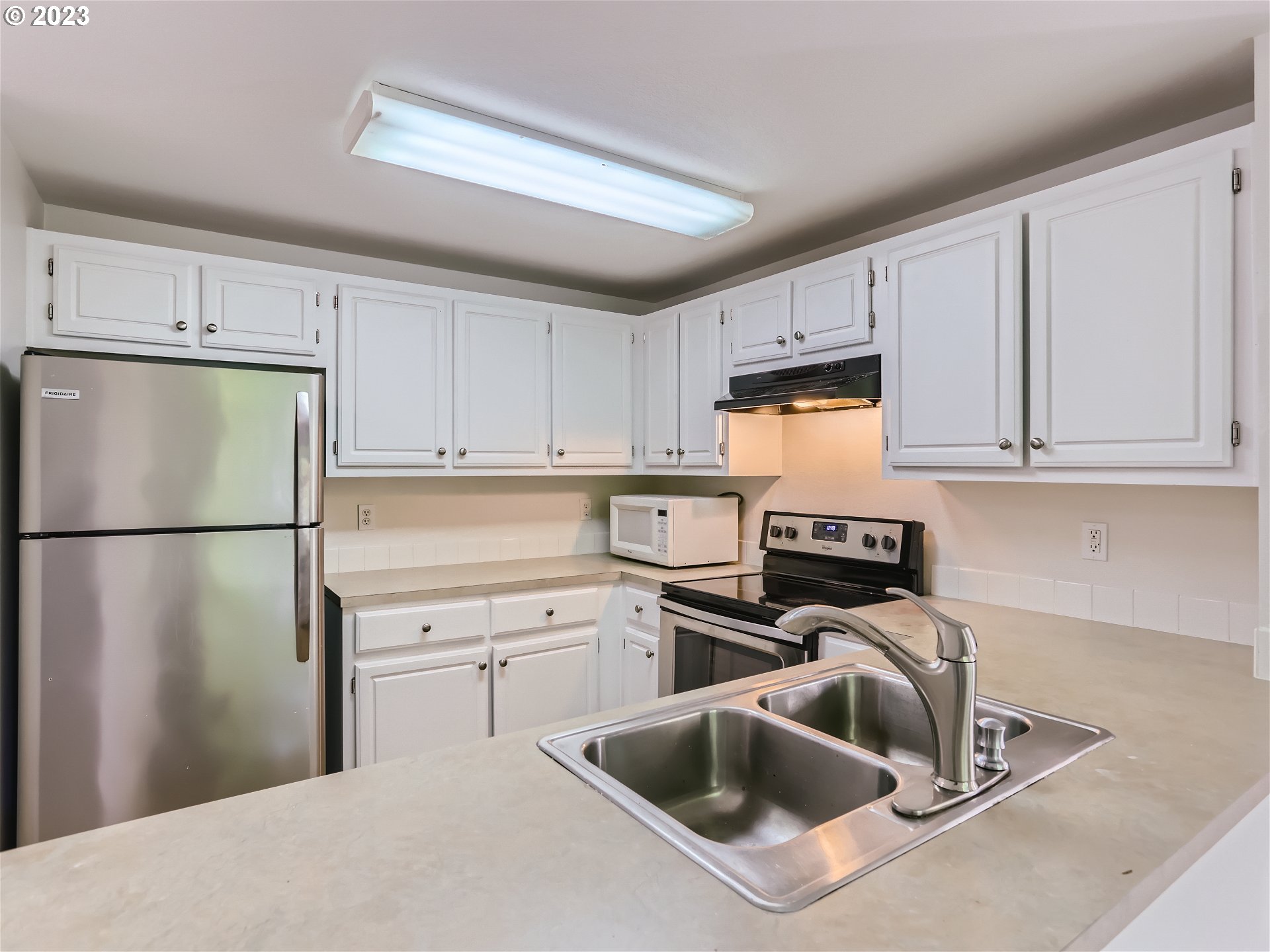 17532 Northwest Springville Road, Unit 4 Portland, OR 97229 - Photo 15 of 27 Gallery Image 15