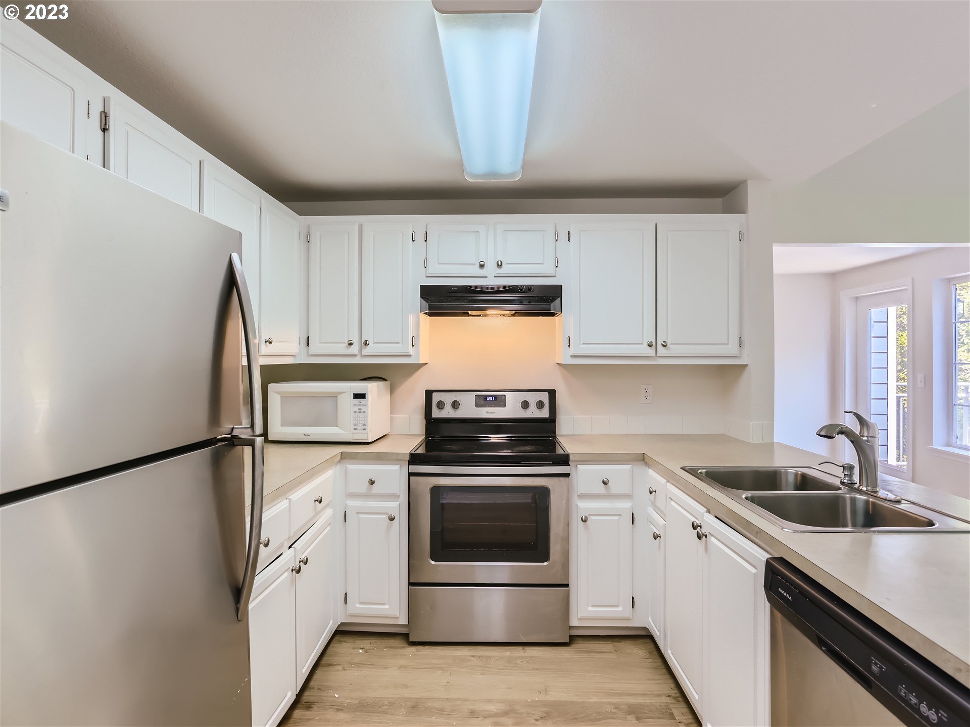 17532 Northwest Springville Road, Unit 4 Portland, OR 97229 - Photo 16 of 27 Gallery Image 16