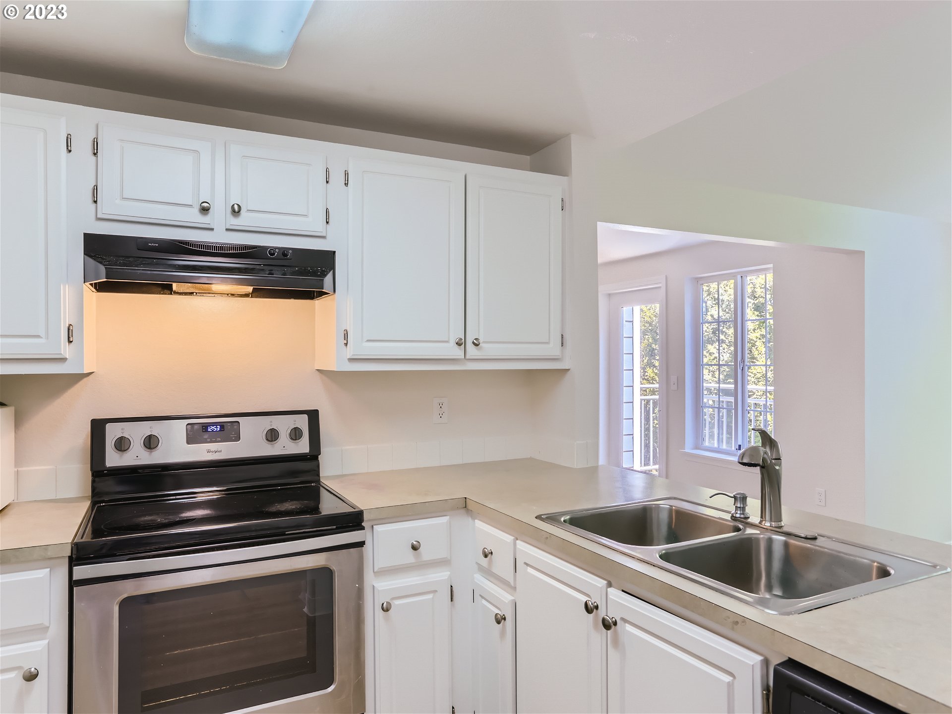 17532 Northwest Springville Road, Unit 4 Portland, OR 97229 - Photo 18 of 27 Gallery Image 18