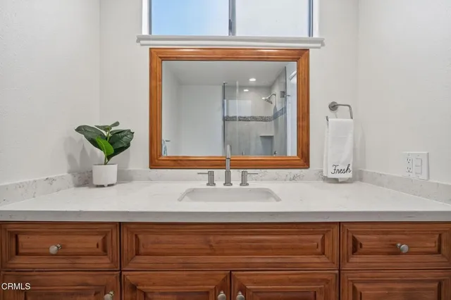 $940,000 | 8373 Hollister Street, Ventura, CA 93004